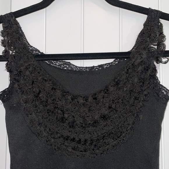 Tank - Picture 2 of 2